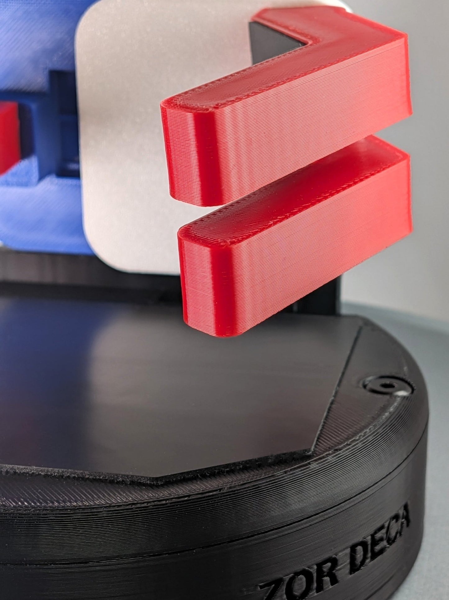 Zor Deca Liberty Edition | Mechanical Desk Mug & Cup Holder - Front Right Side View Image - Jayrus Labs
